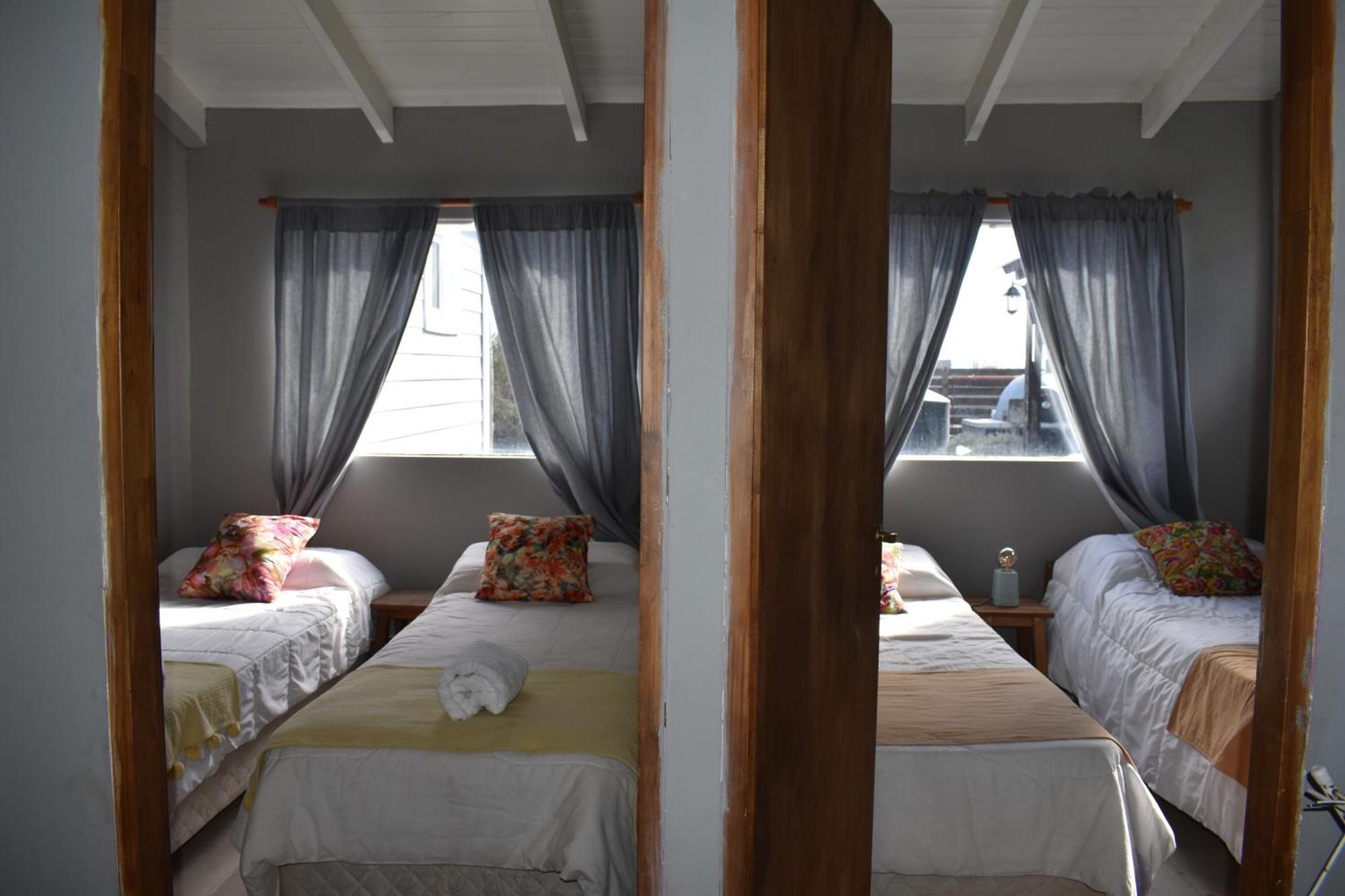 Hotel Cabanas Aparts Tierra De Glaciares エル・カラファテ エクステリア 写真