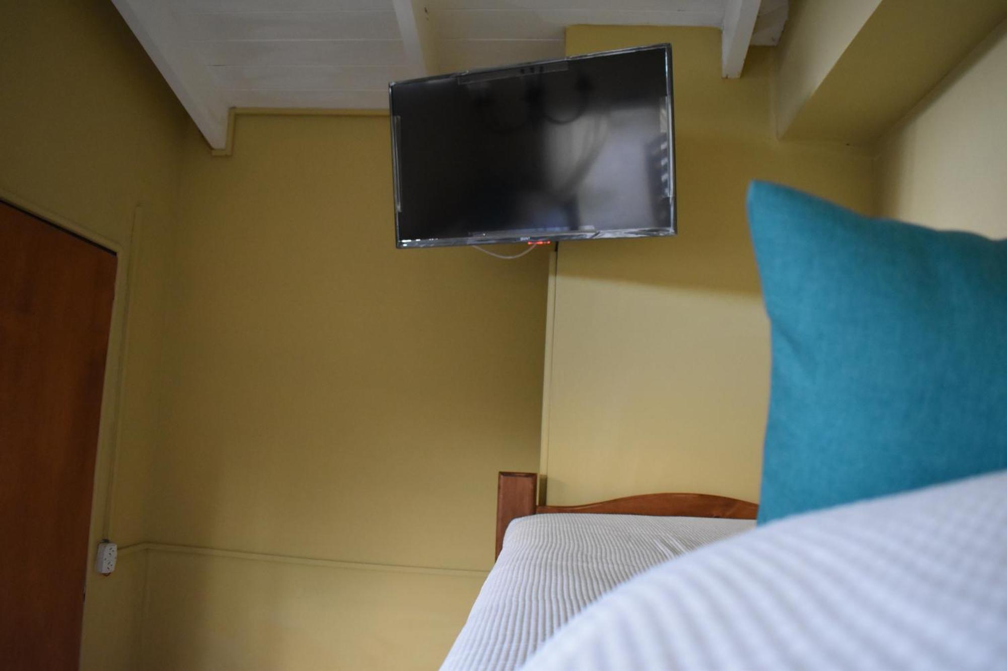 Hotel Cabanas Aparts Tierra De Glaciares エル・カラファテ エクステリア 写真