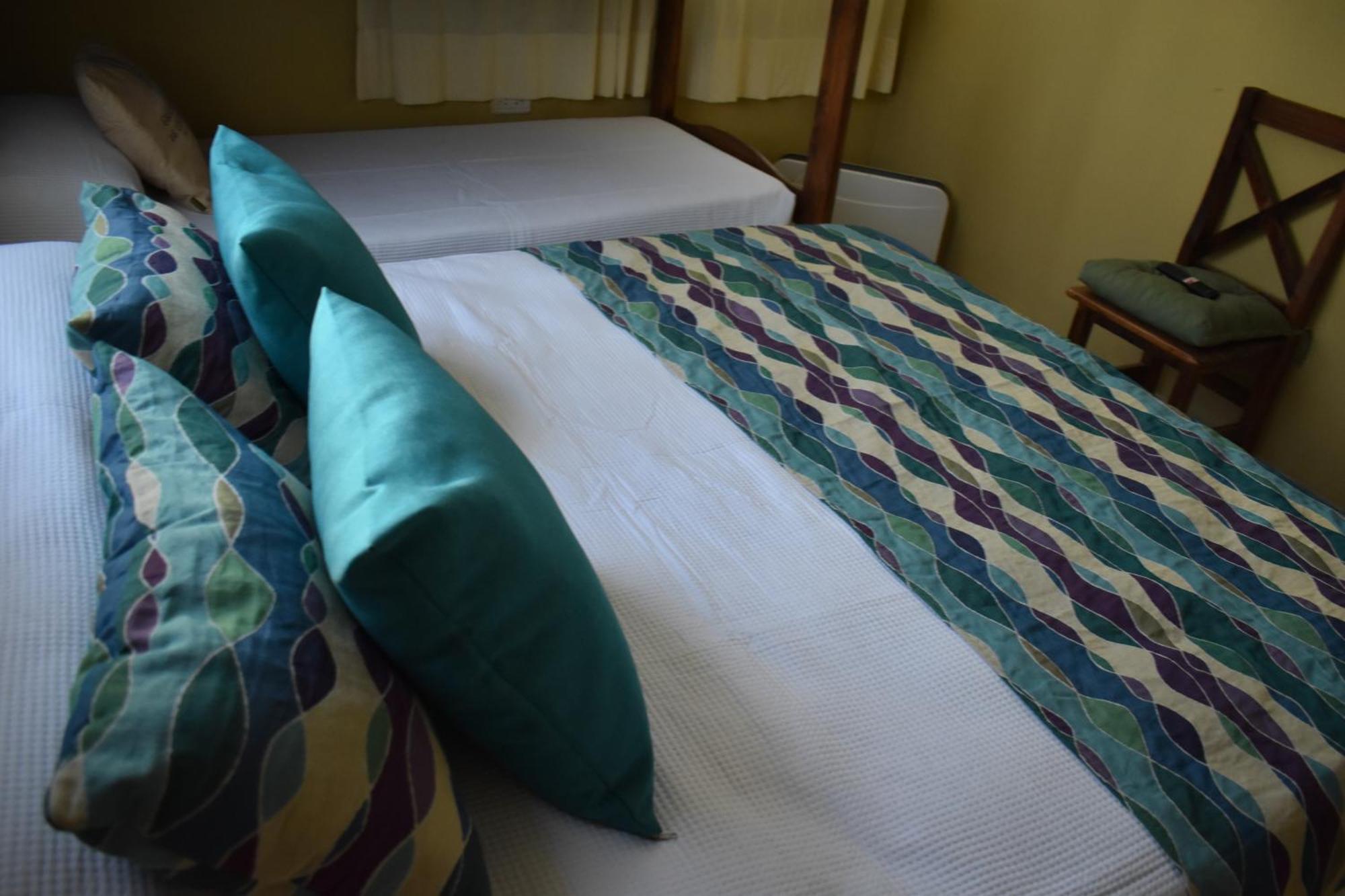 Hotel Cabanas Aparts Tierra De Glaciares エル・カラファテ エクステリア 写真