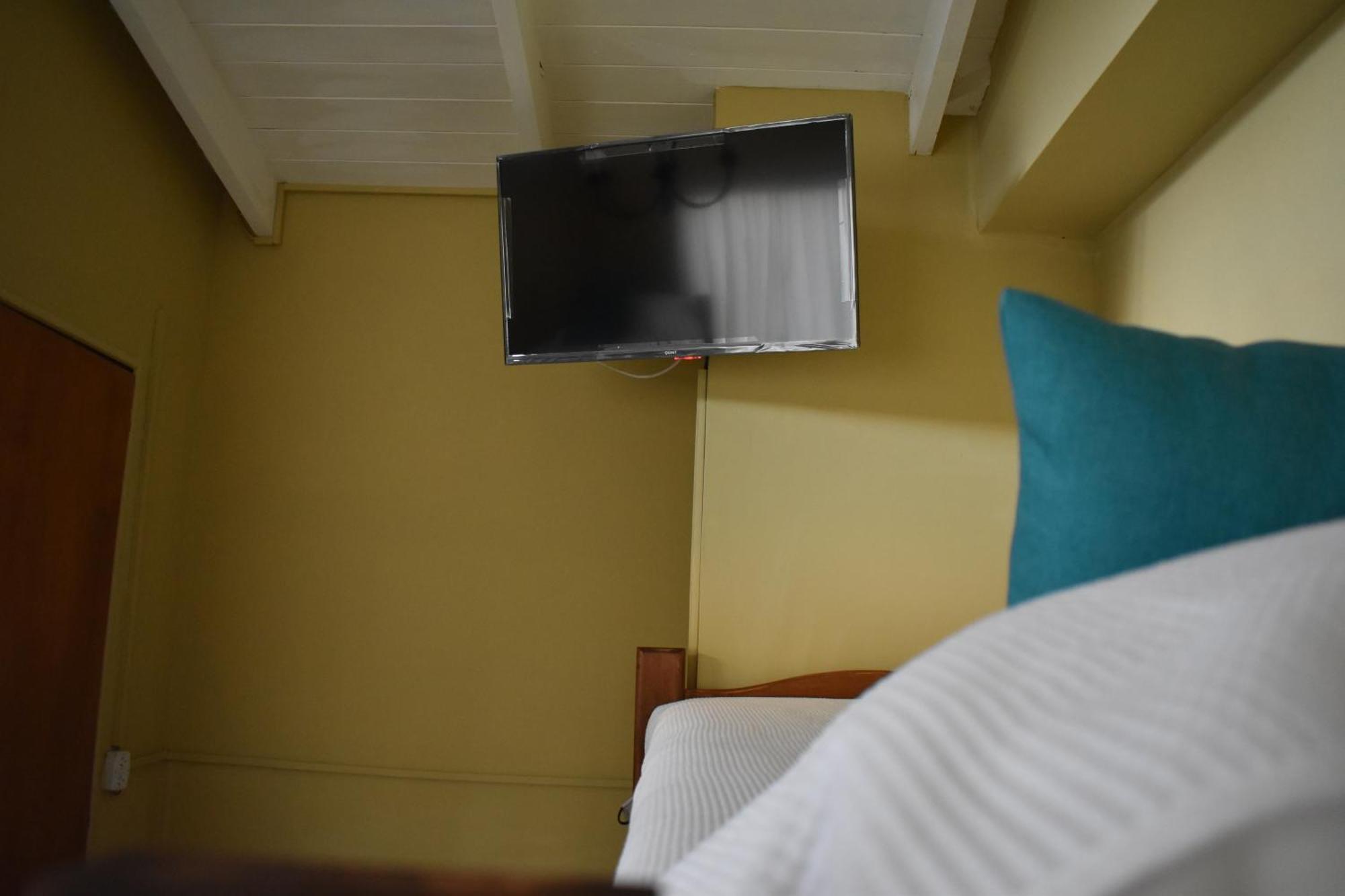 Hotel Cabanas Aparts Tierra De Glaciares エル・カラファテ エクステリア 写真