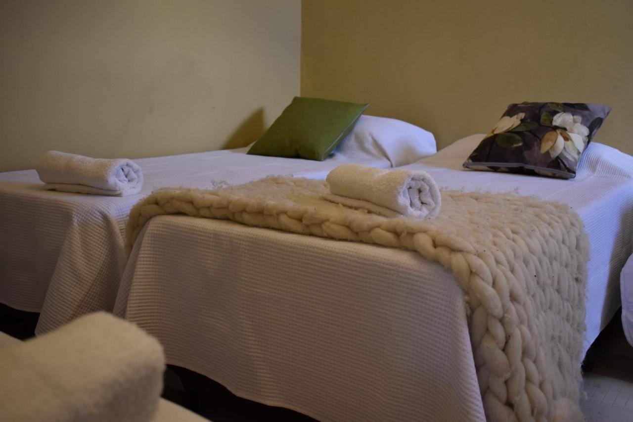 Hotel Cabanas Aparts Tierra De Glaciares エル・カラファテ エクステリア 写真